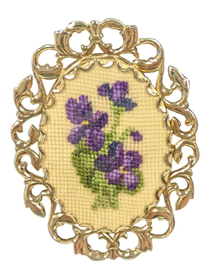 8 Vintage Brooches