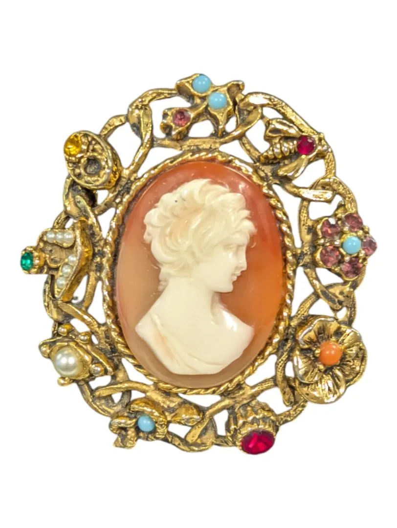8 Vintage Brooches