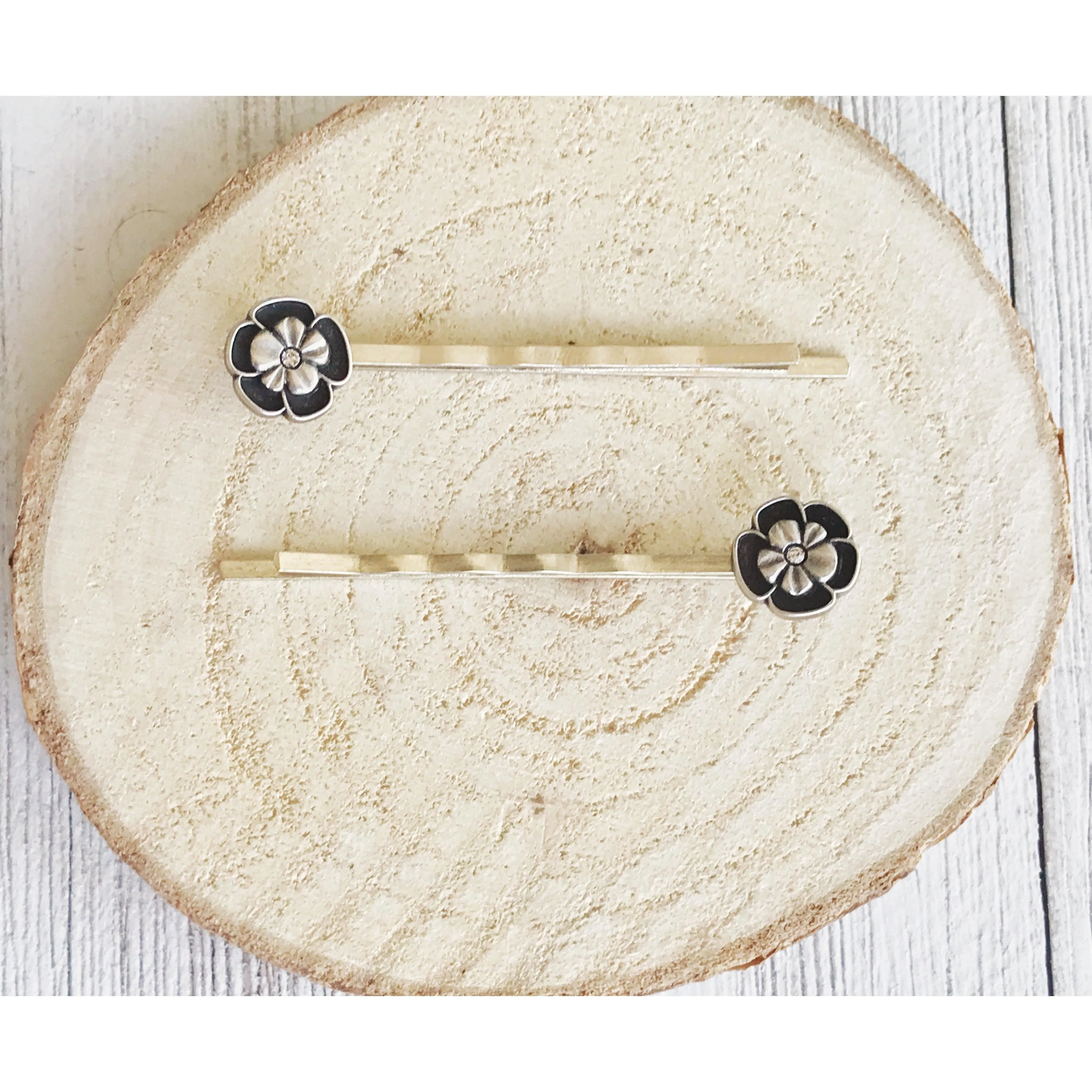 Black & Silver Wildflower Hair Pins - Stylish & Elegant Hair Accessories