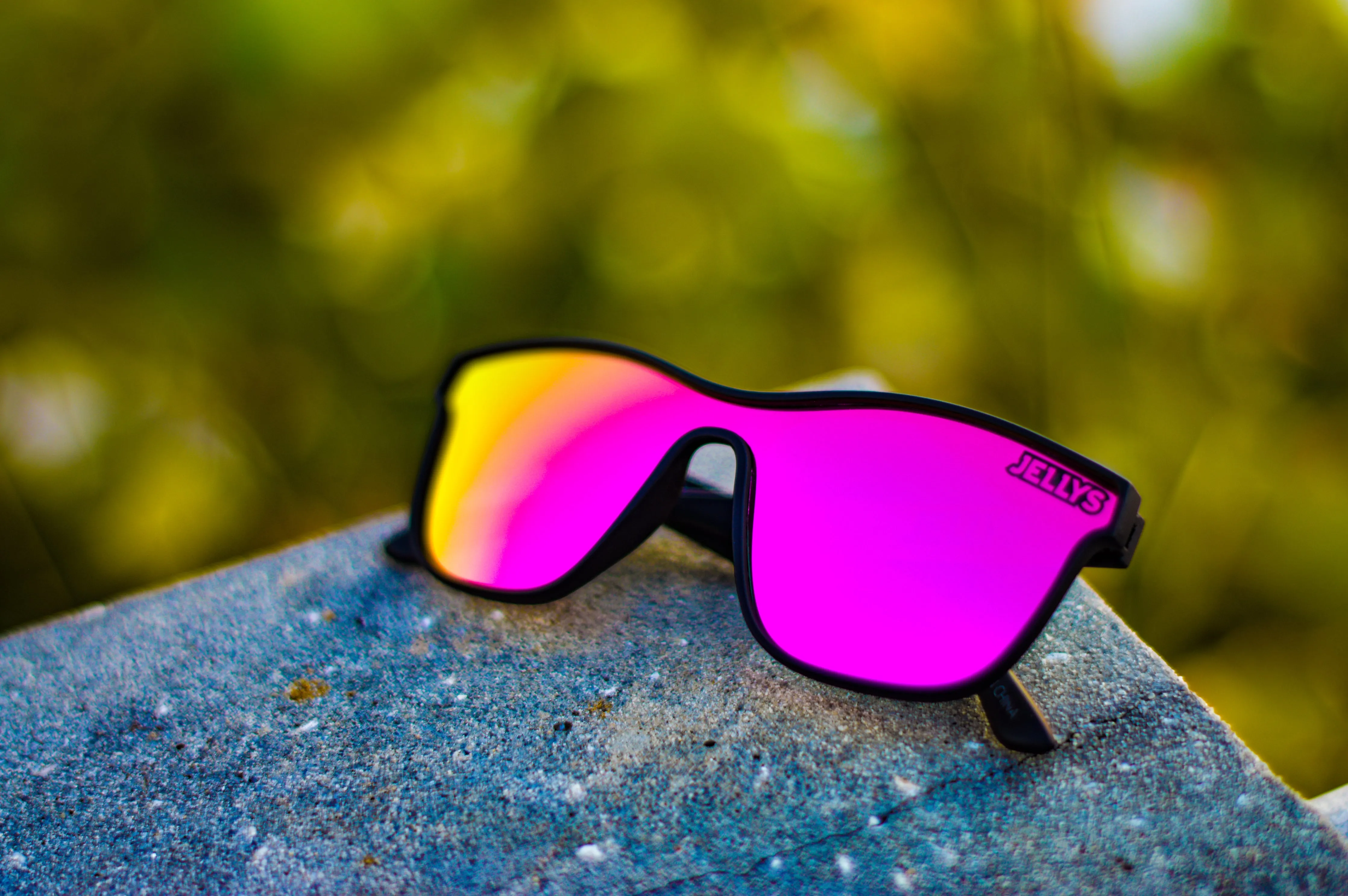 Captiva Polarized Black/Pink
