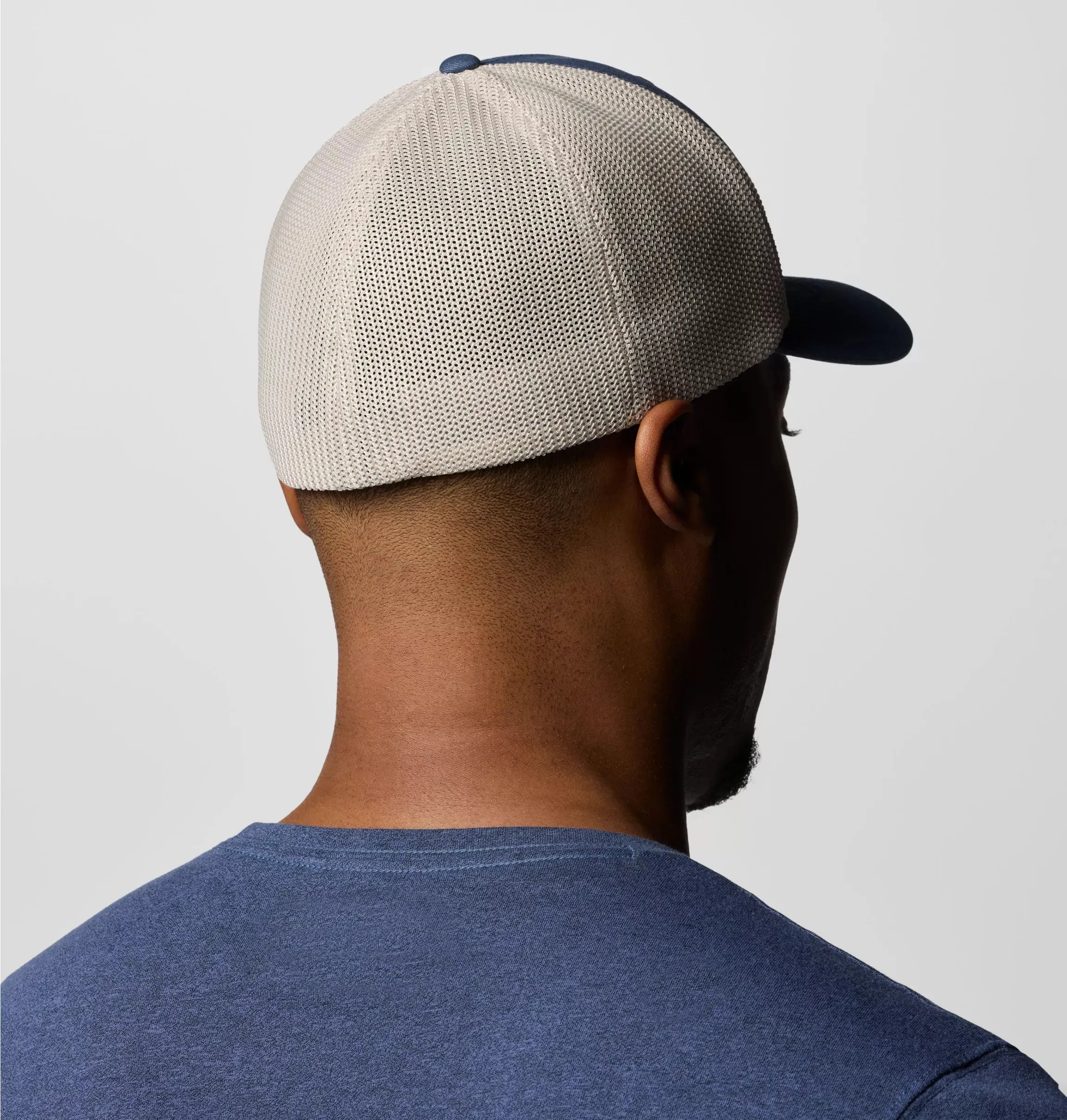 Columbia. Mesh Ball Cap in Dark Mountain/Dark Stone