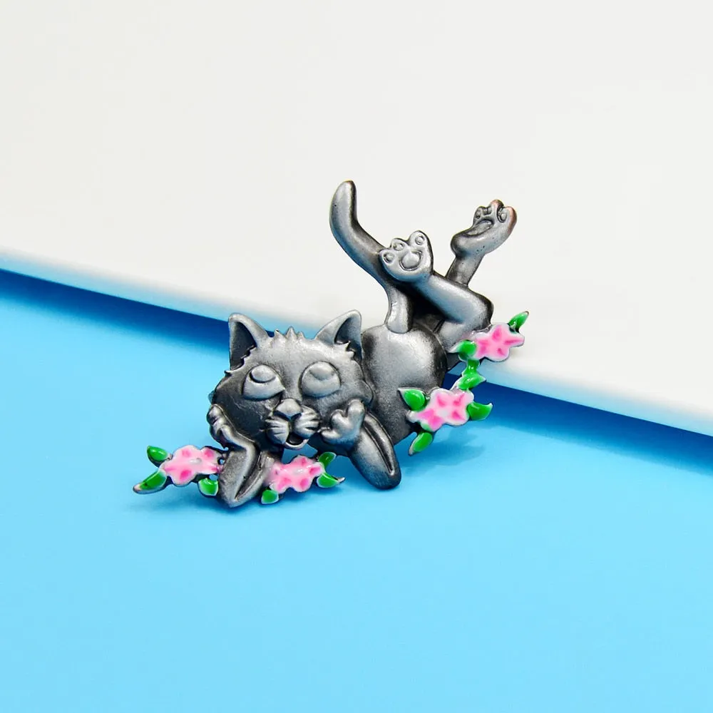 Cute Small Cat Brooches For Women Vintage Kitty Pin Animal Design Fashion Accessories