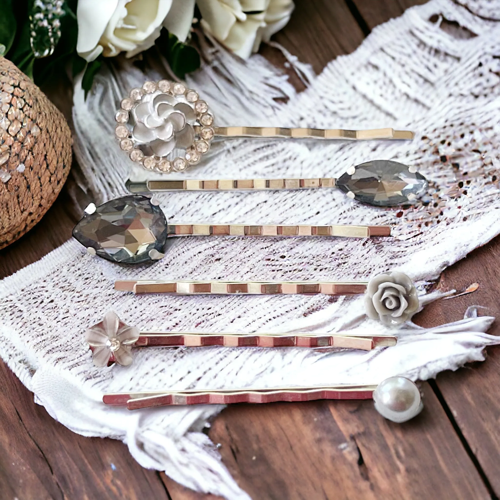 Gray Flower Rhinestone Hair Pins: Elegant Accents for Stylish Hairdos