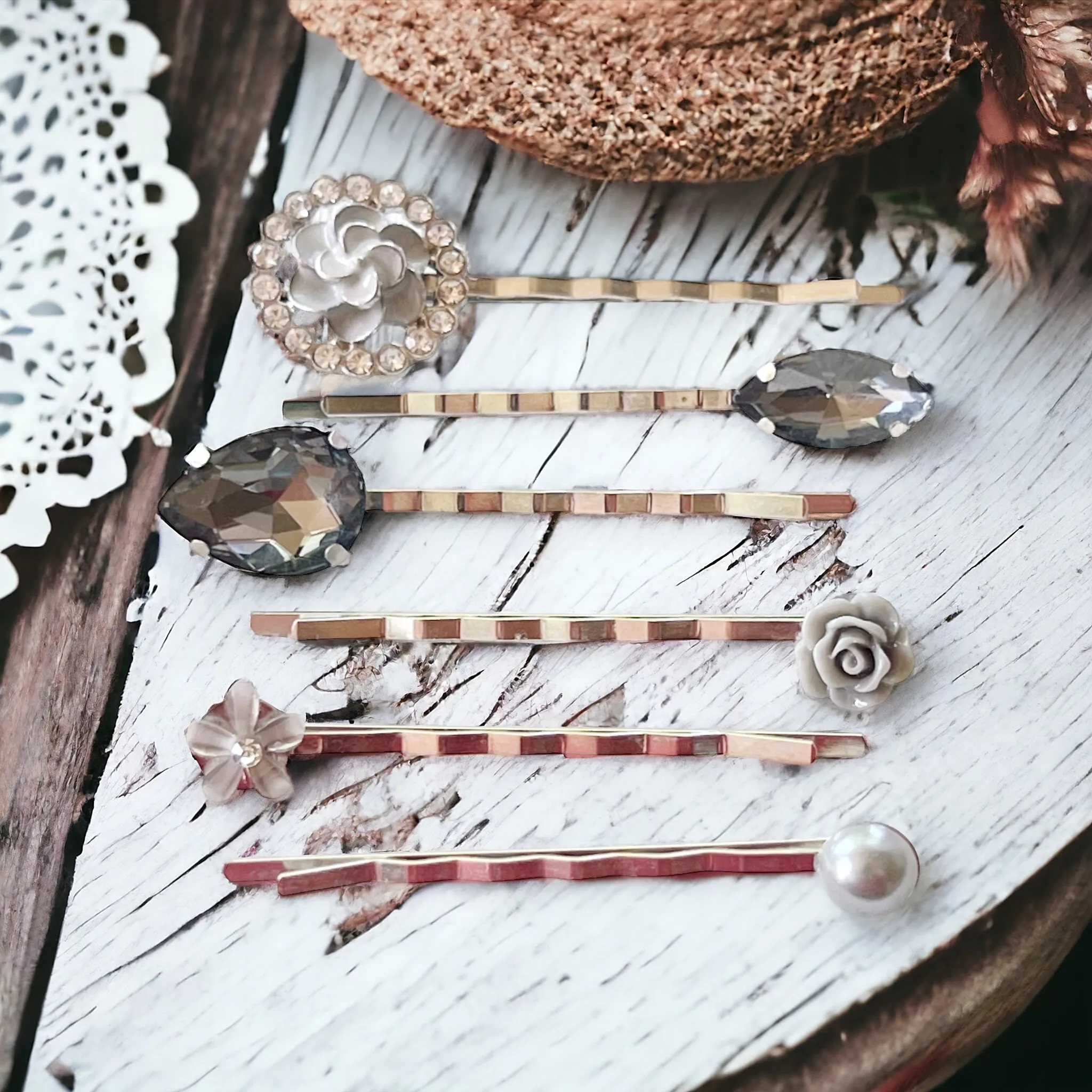 Gray Flower Rhinestone Hair Pins: Elegant Accents for Stylish Hairdos