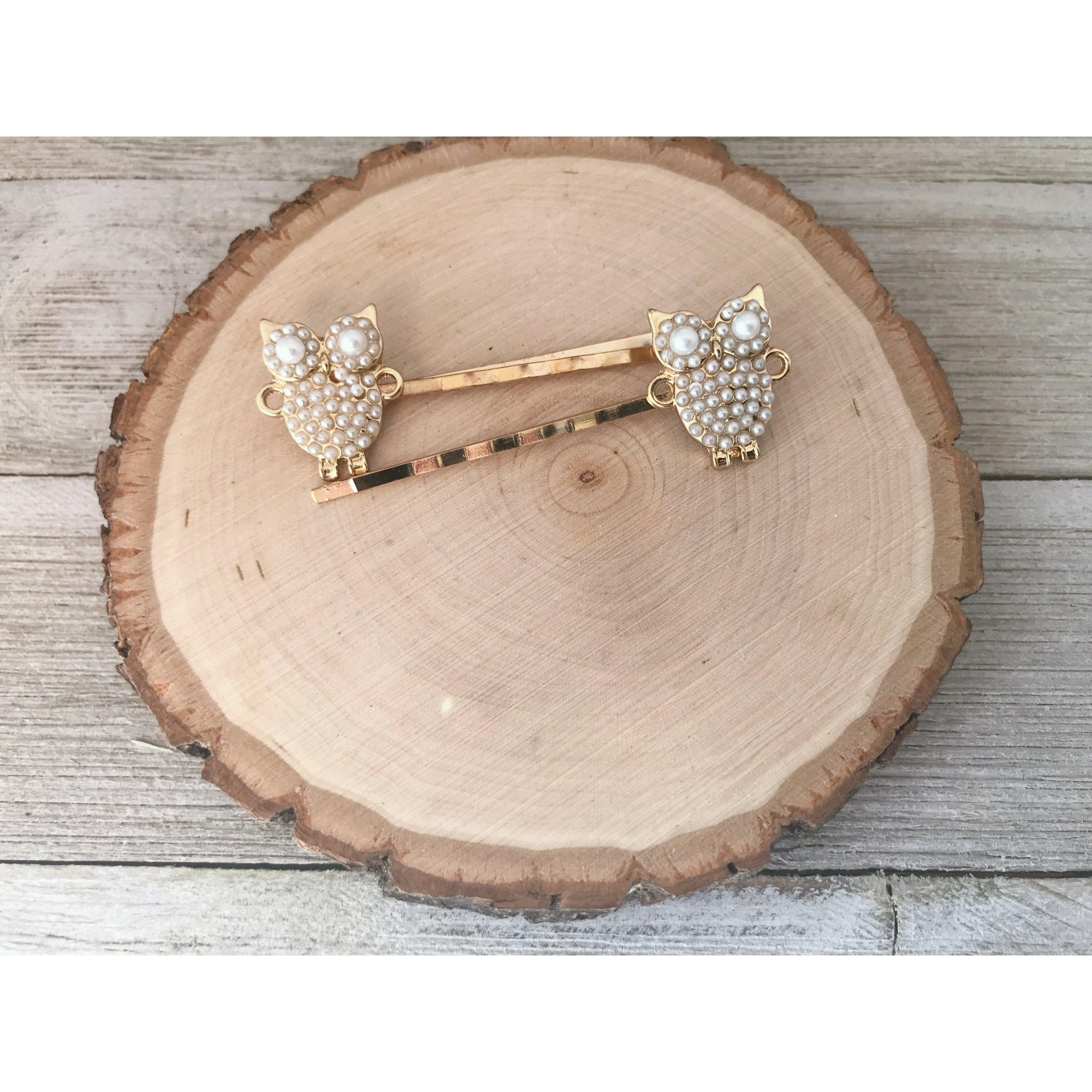 Pearl Owl Bobby Pins: Sparkling Owl Accents for Unique Hairstyles
