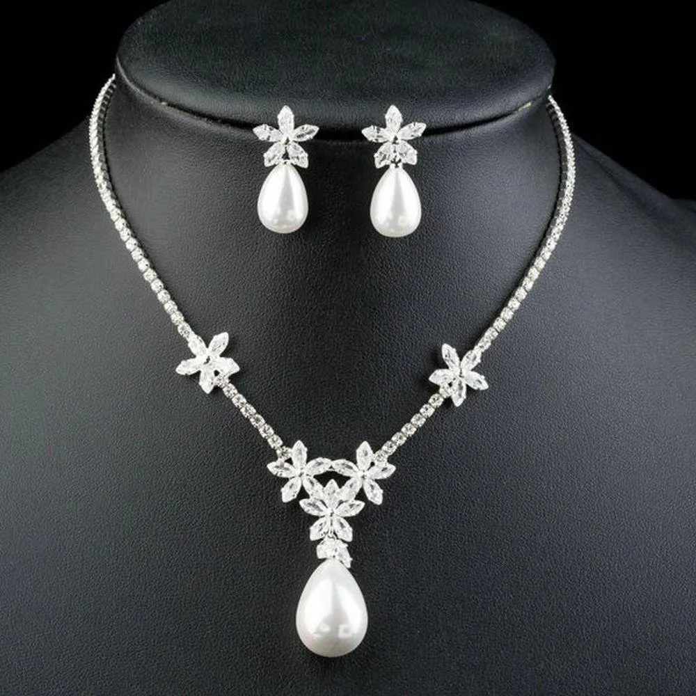 Snow White Pearl with Petals Earrings and Pendant Necklace Set